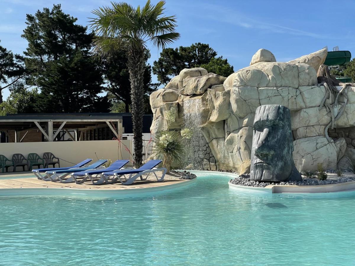 Hotel Camping Les Chouans Saint-Hilaire-de-Riez Exterior foto